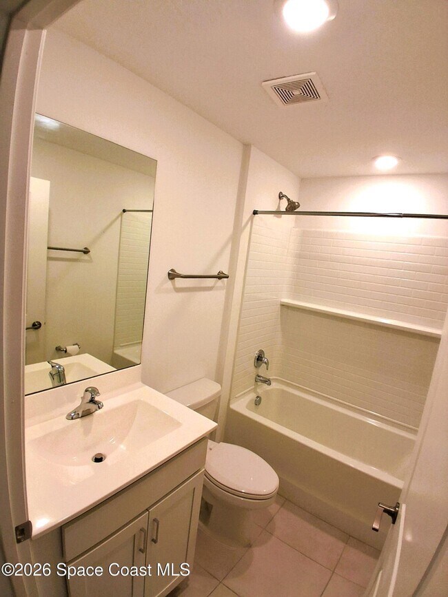 Building Photo - 1866 Diablo Cir SW