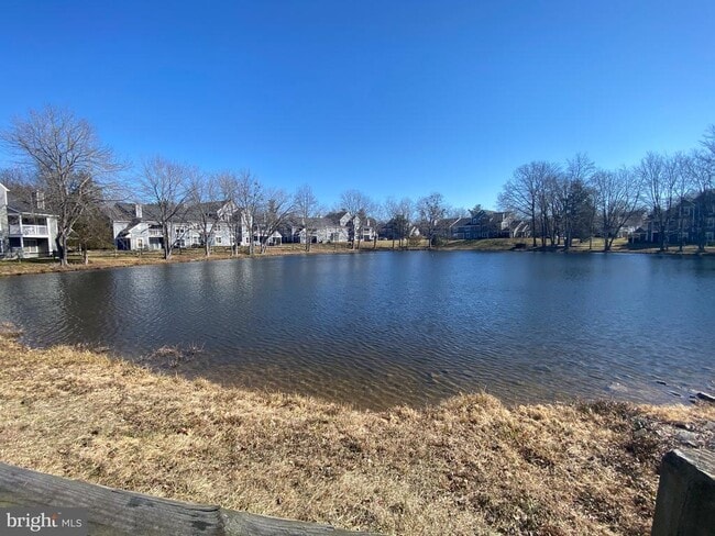 Building Photo - 5833 Orchard Hill Ct