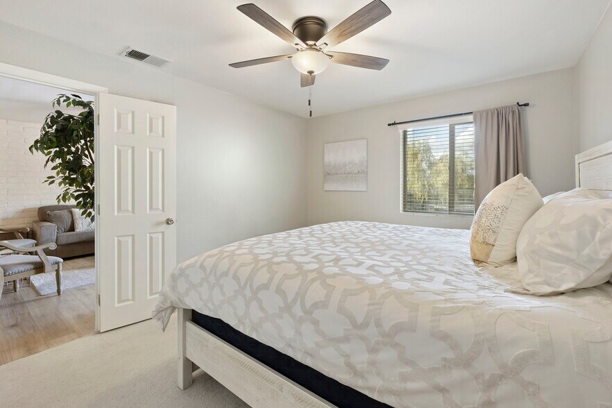 Building Photo - 4354 N 82nd St