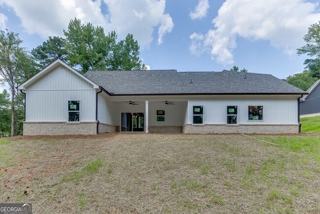 Building Photo - 125 Rains Rd