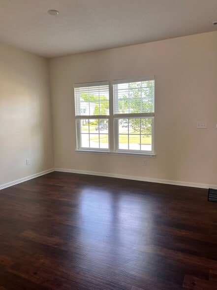 Building Photo - 2758 Unbridled Way