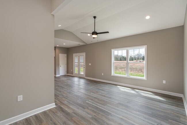 Building Photo - 2679 Cedrus Ave