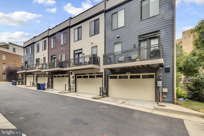 Building Photo - 5106 Fillmore Ave