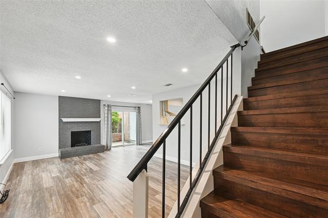 Building Photo - 3931 N Garland Ave