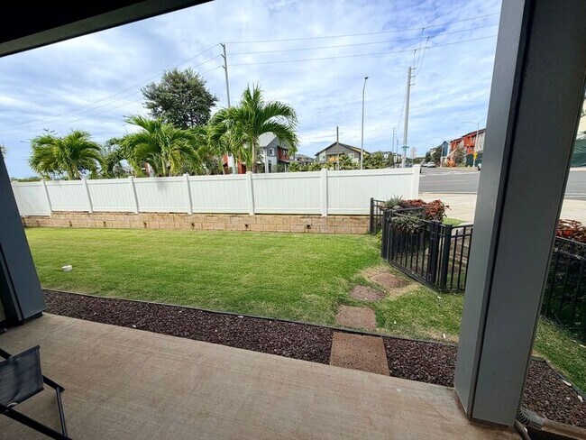 Building Photo - 91-1292 Likolehua Lp