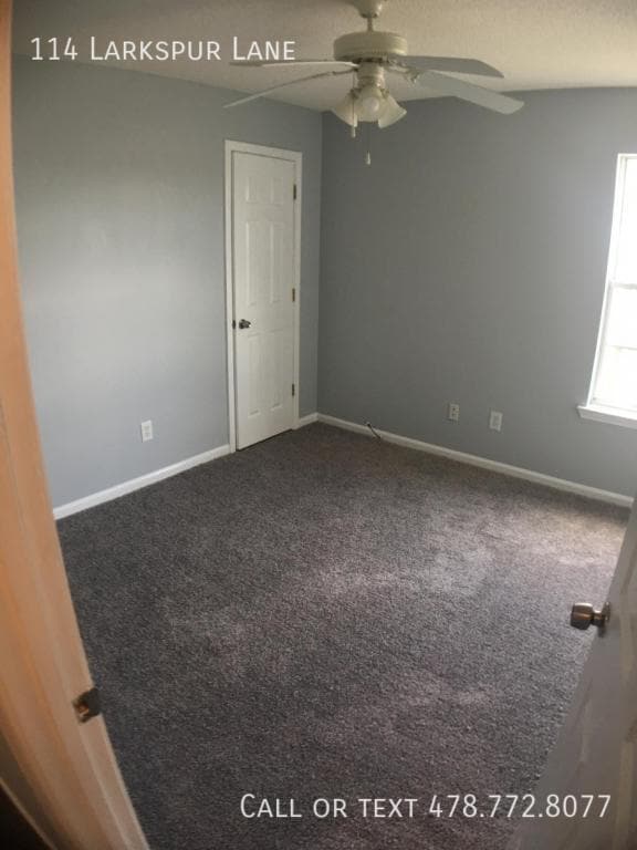 Building Photo - 114 Larkspur Ln