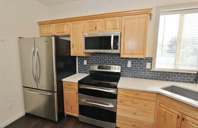 Building Photo - 2047 S Ice Bear Way
