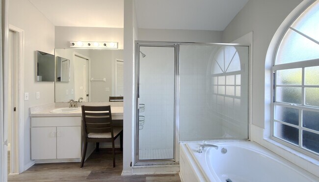 Building Photo - 3418 Sterling Lake Cir