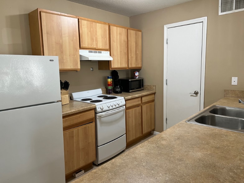 Building Photo - 1839 Merchant St