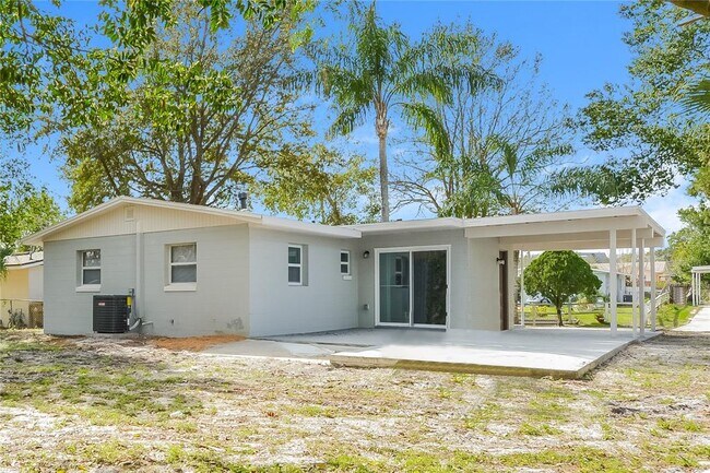 Building Photo - 1070 Emerald Dr