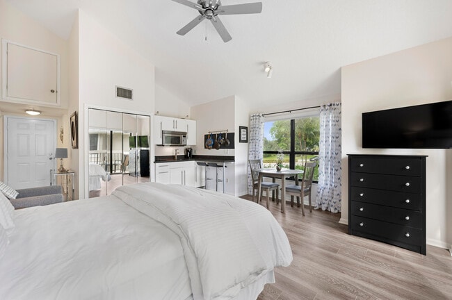 Building Photo - 11863 Wimbledon Cir