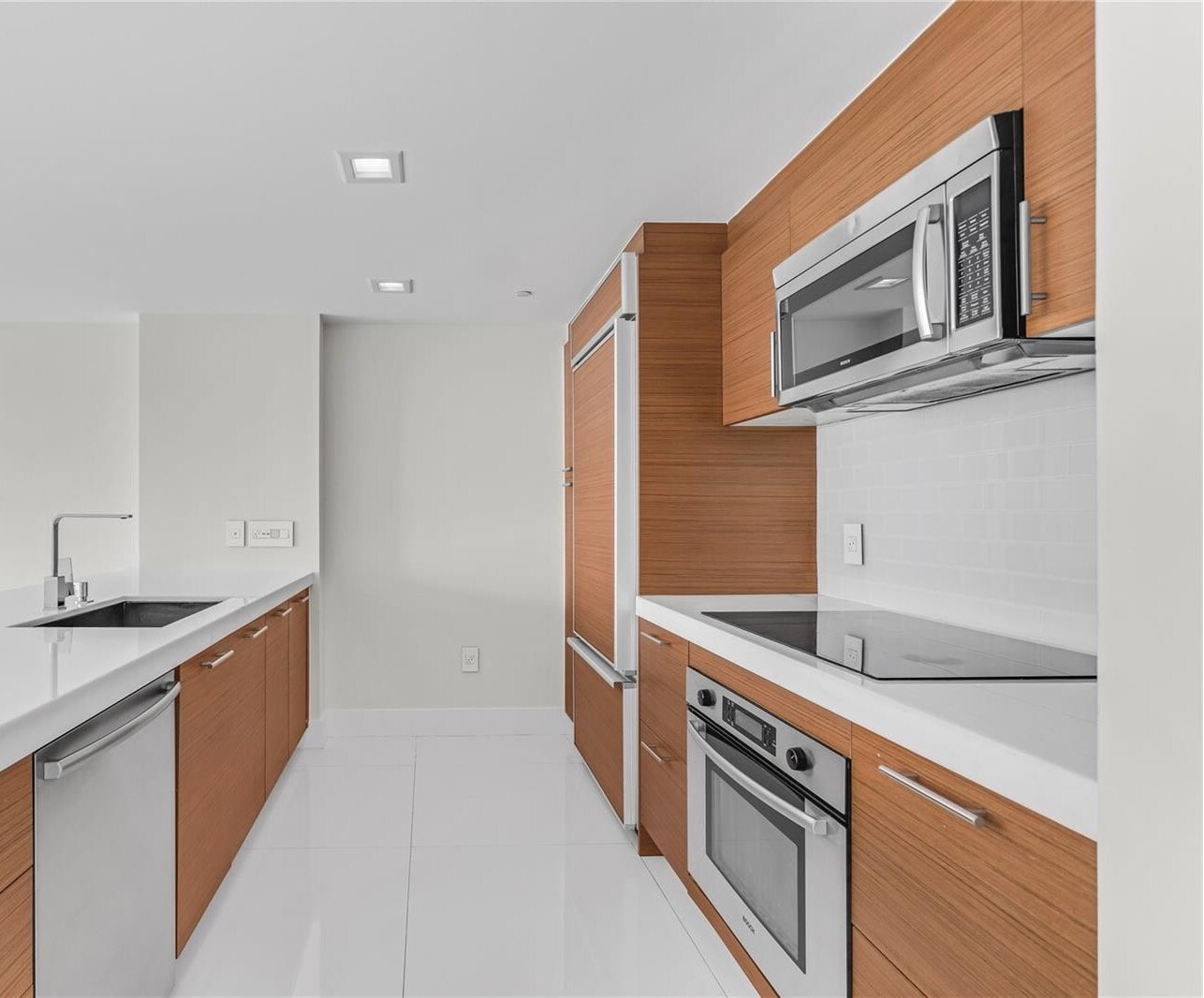 Building Photo - 50 Biscayne Blvd