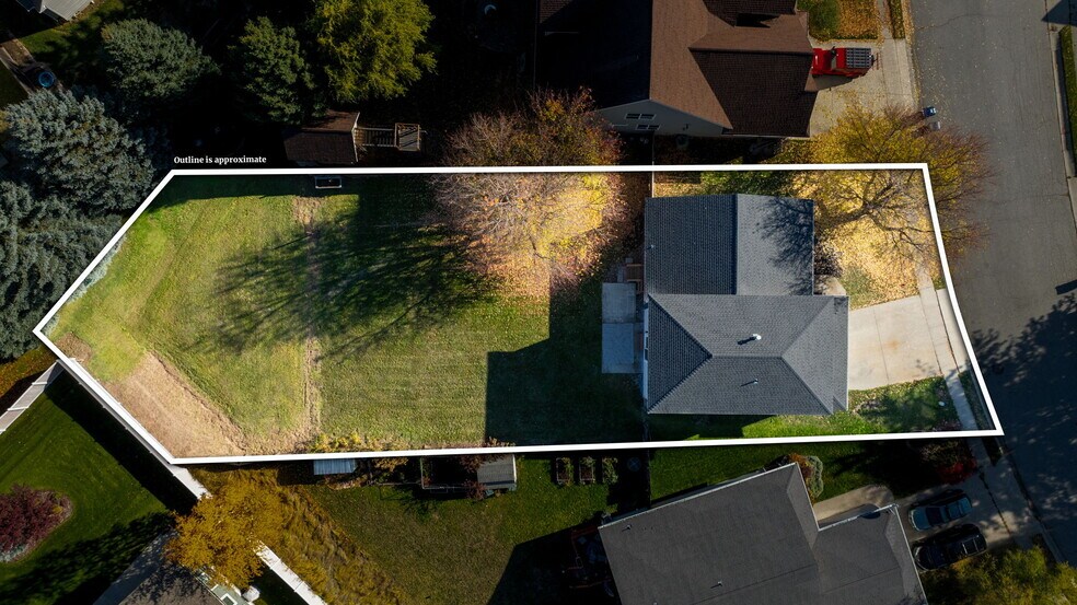 Building Photo - 1721 Northshore Dr