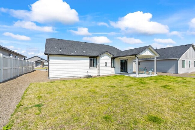 Building Photo - 14549 Tesswater St