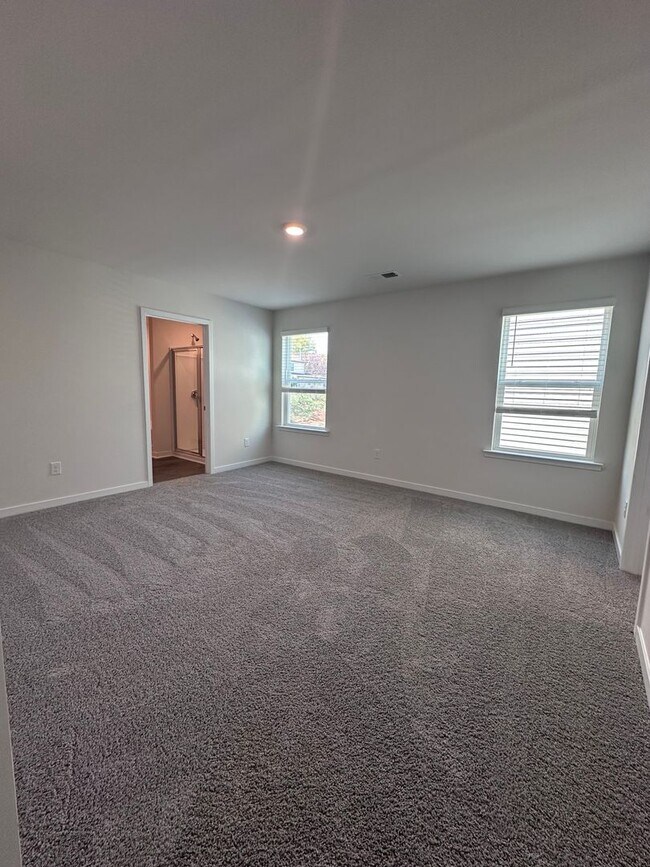 Building Photo - Brand-New  5-Bedroom Home in the Hamptons at Hickory with Modern Upgrades and Move-In Ready Comfort