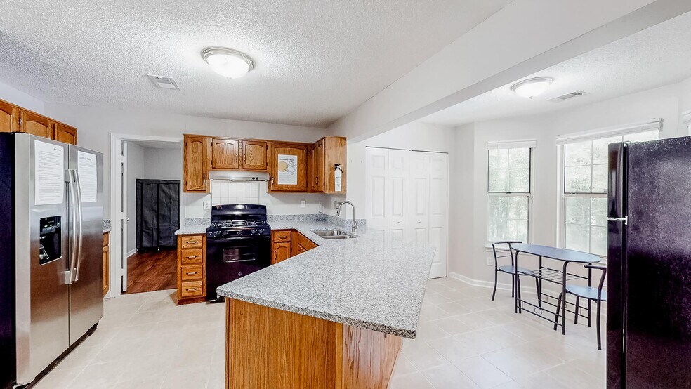 Building Photo - 4808 Brasac Dr