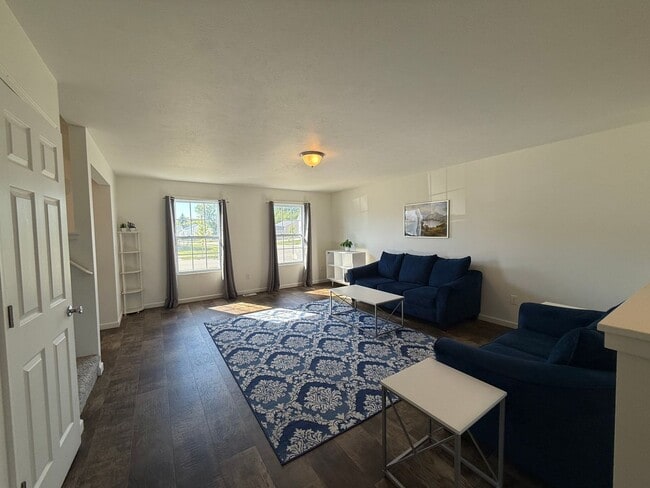 Building Photo - Spacious & Partially Furnished 5-Bedroom Colonial in Allendale's Maple Pond Community