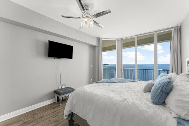 Building Photo - 6422 US-98