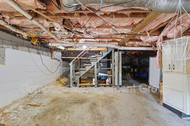 Building Photo - 139 Druid Dr