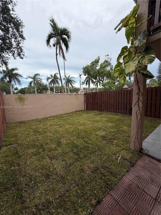 Building Photo - 11201 SW 88th St