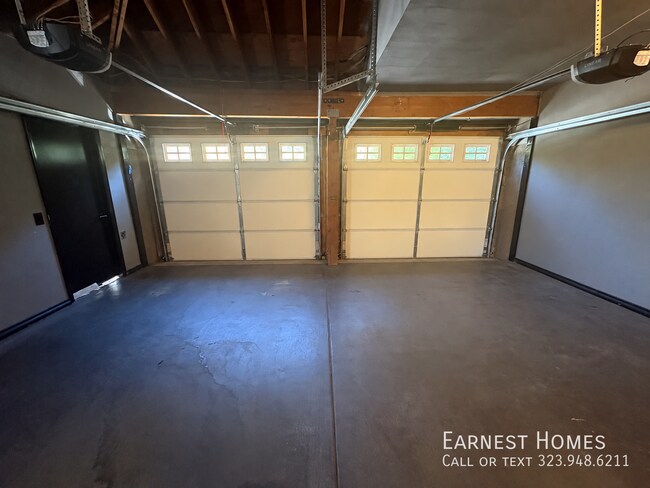 Building Photo - 3500 Coldwater Canyon Ave