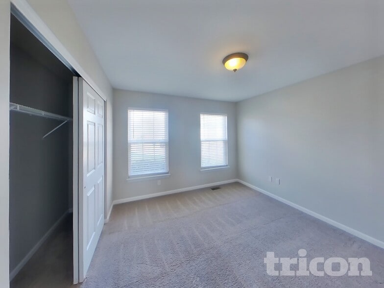 Building Photo - 108 Bear Claw Dr