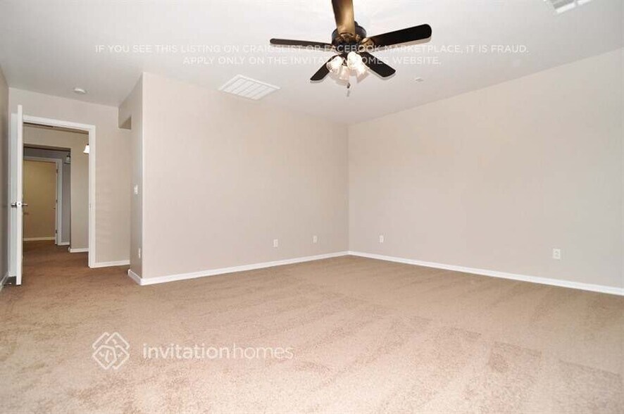 Building Photo - 15077 N 173rd Dr