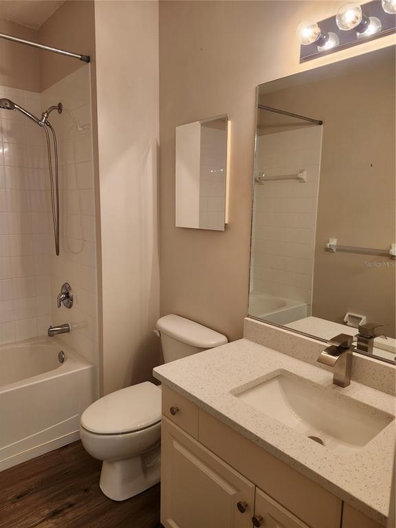 Building Photo - 2061 Willow Hammock Cir
