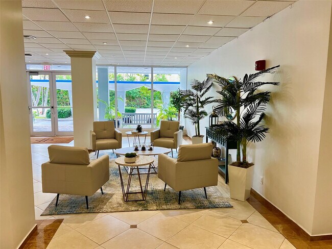 Building Photo - 800 SE 20th Ave