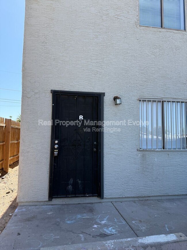 Building Photo - 8821 N 2nd St