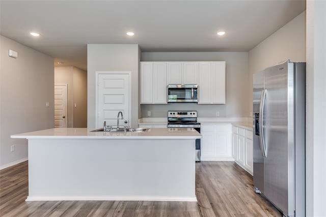 Building Photo - 7916 Gangway Dr