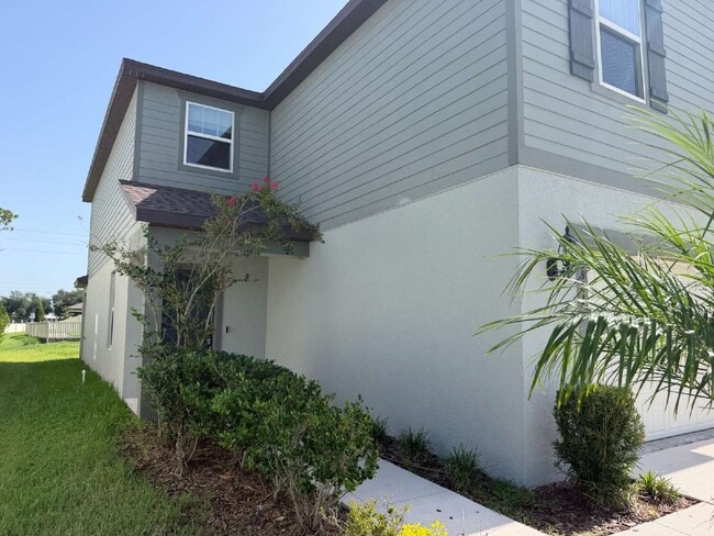Building Photo - 30561 Gilbern Rd