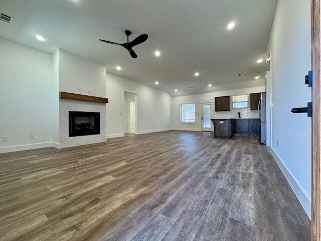 Building Photo - 12 Beneraird Ln