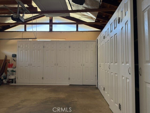 Building Photo - 1564 W Tonia Ln