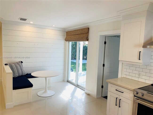 Building Photo - 4218 Braganza Ave