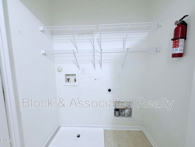 Building Photo - 536 Gooseberry Dr