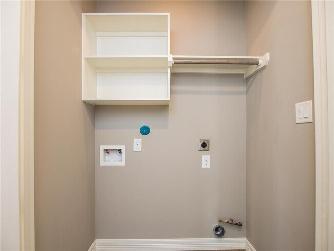 Building Photo - 1307 Upland Retreat Dr