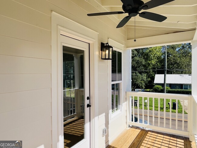 Building Photo - 103 Gardenia Ln