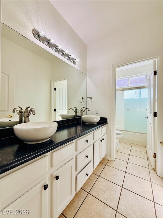 Building Photo - 2547 Serenity Hollow Dr