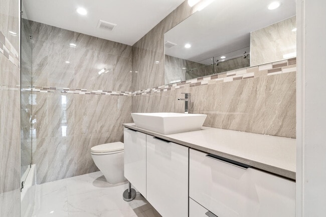 Building Photo - 1111 S Ocean Blvd