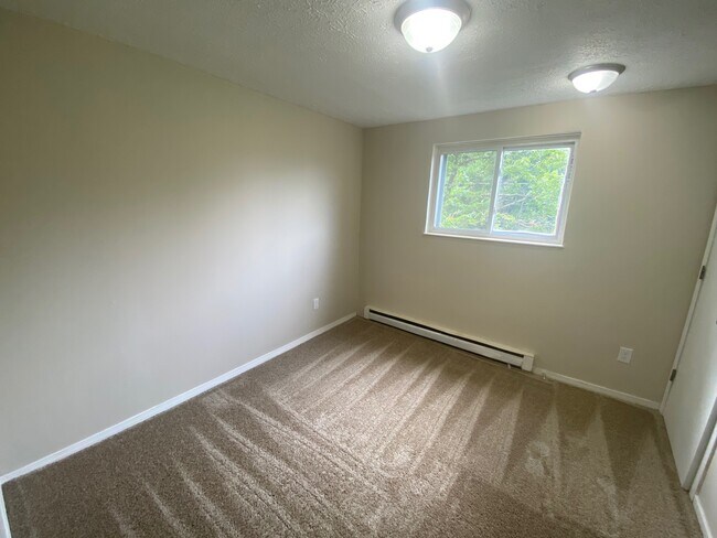 Building Photo - 2769 Wedge St