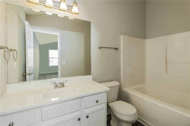 Building Photo - 159 Silver Fox Trail