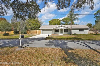 Building Photo - 540 Elliott Dr