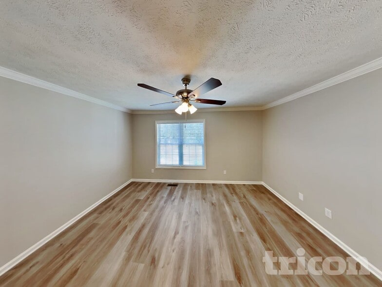 Building Photo - 1510 Southtree Ln