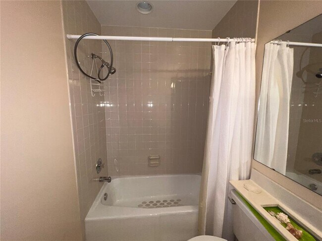 Building Photo - 3300 Loveland Blvd