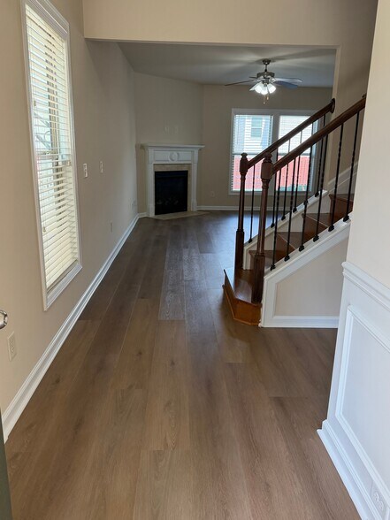 Building Photo - 4925 Ducote Trail