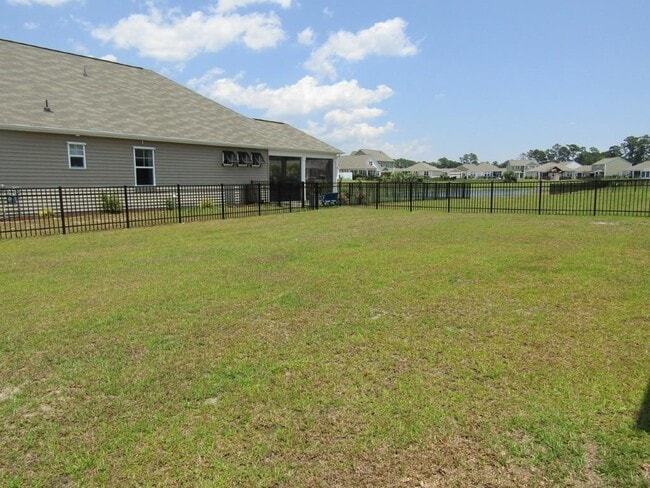Building Photo - 2165 Ainsley Dr