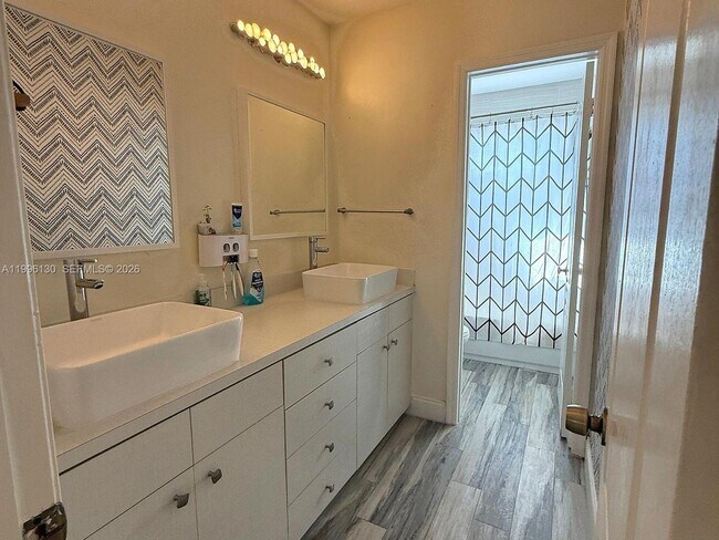 Building Photo - 311 NW 201st Ave