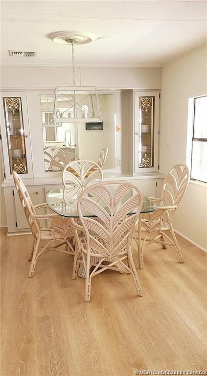 Building Photo - 7777 SE Continental Dr