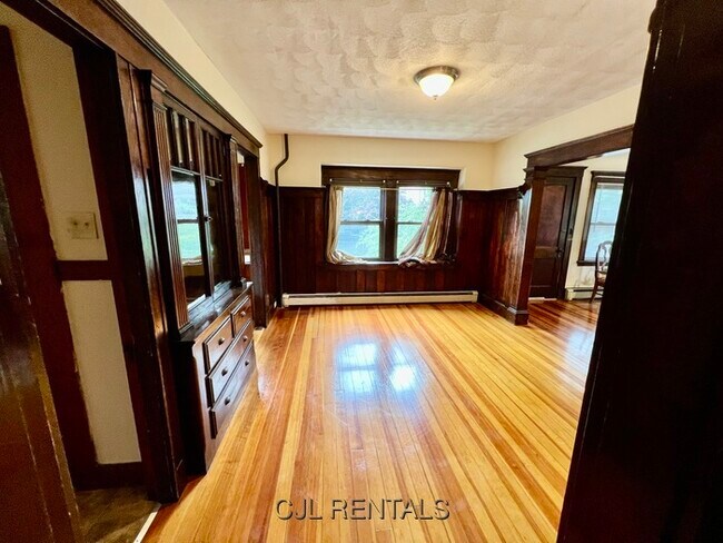 Building Photo - 40 Copley St